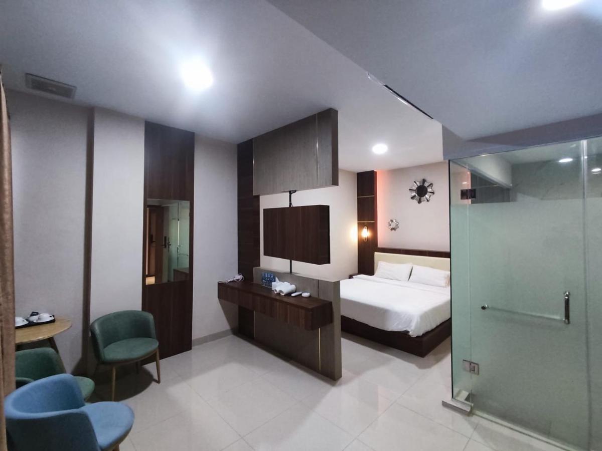 Hotel Morena Batam ภายนอก รูปภาพ